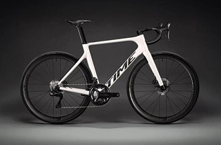 time scylon XS レーシングファクトリー　セラミックスピード time scylon XS レーシングファクトリー セラミックスピード